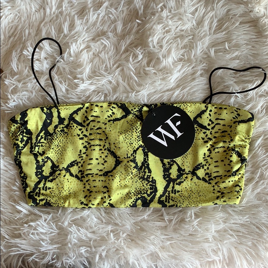 White Fox Crop Snake Print
